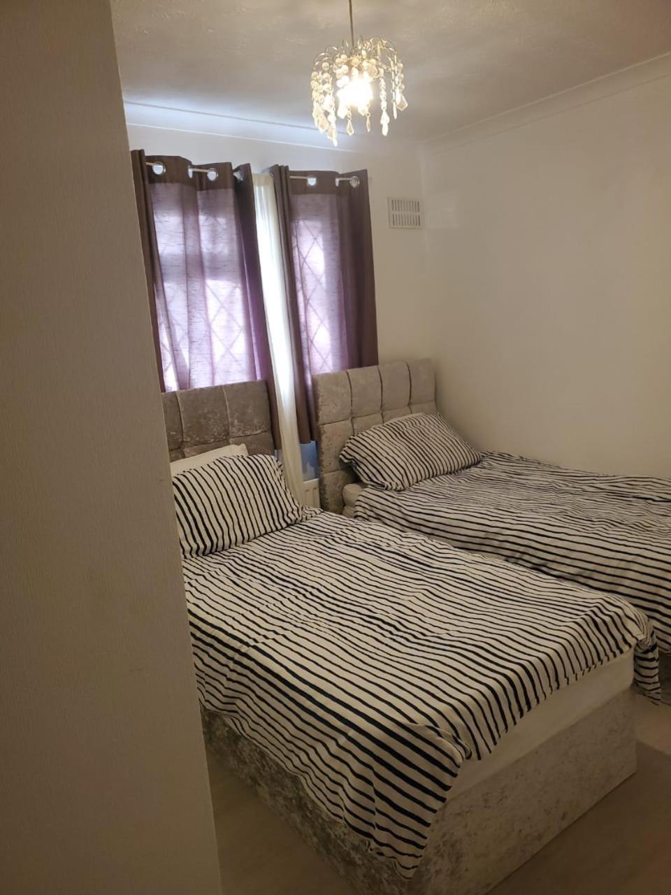2 Bedroom Flat Near Heathrow Airport Yiewsley Exterior foto